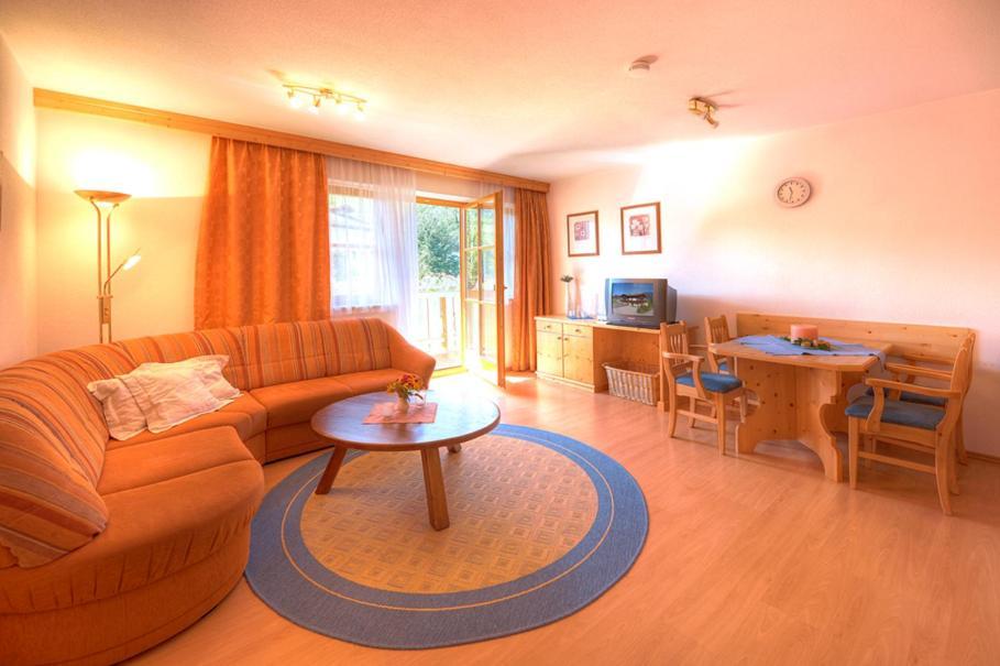 Sauschneid Hof Appartement Taxenbach Buitenkant foto